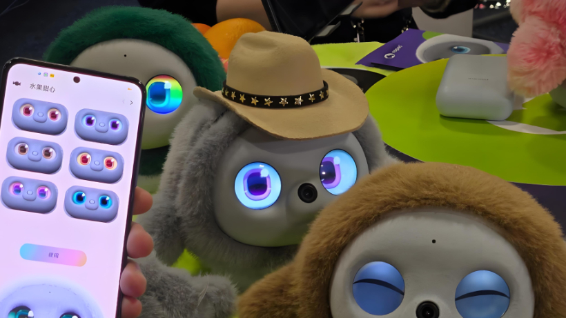 AI 陪伴玩具市场升温 机遇与挑战交织