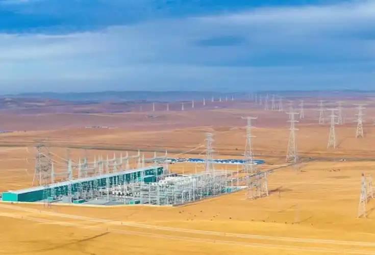 国家电网:哈密-重庆±800千伏特高压 直流输电工程投产送电 国家电网:哈密-重庆±800千伏特高压 直流输电工程投产送电