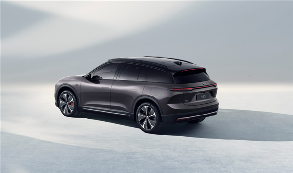 就看这款了!蔚来全新ES6上市定档:“高端中型SUV天花板”登场(图2) 就看这款了!蔚来全新ES6上市定档:“高端中型SUV天花板”登场(图2)