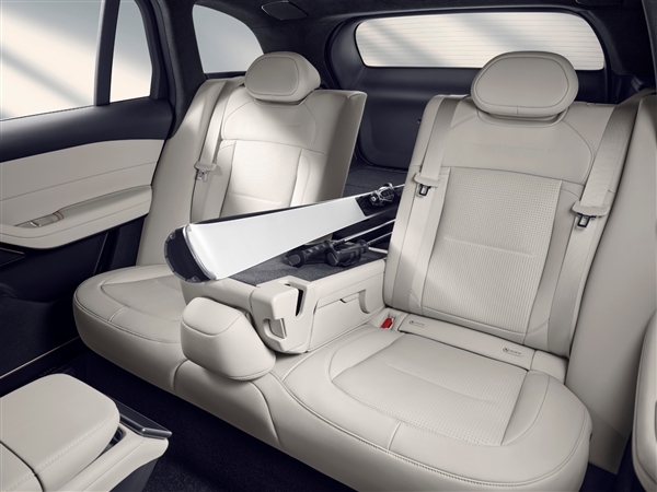 就看这款了!蔚来全新ES6上市定档:“高端中型SUV天花板”登场(图6) 就看这款了!蔚来全新ES6上市定档:“高端中型SUV天花板”登场(图6)