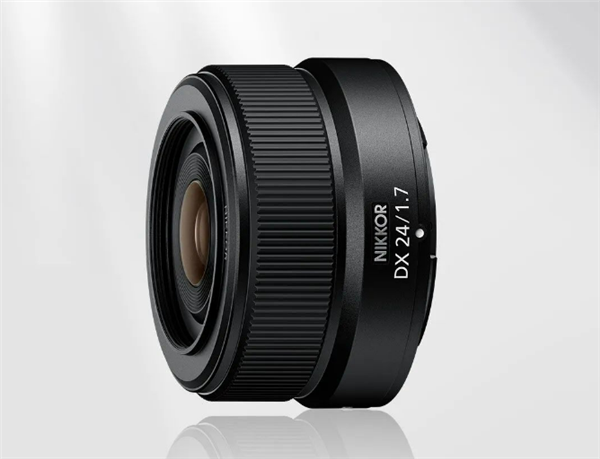 2099元！尼康尼克尔Z DX 24mm f／1.7正式发布：夜拍画质绝(图2)