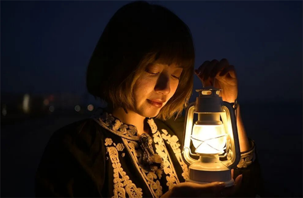 2099元！尼康尼克尔Z DX 24mm f／1.7正式发布：夜拍画质绝(图7)
