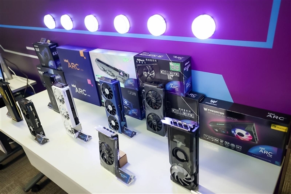 原来 Intel Arc锐炫显卡才是真正的战未来！我们需要这条“鲶鱼”(图4)