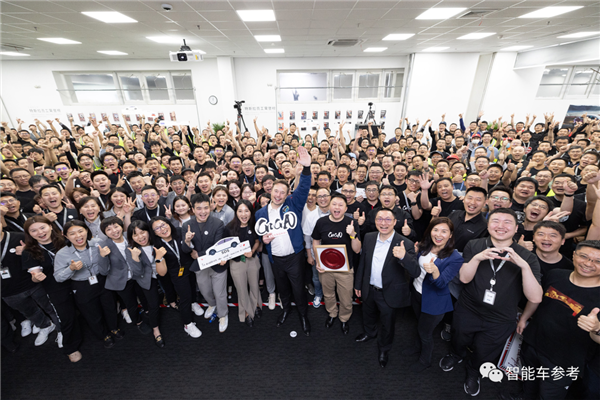 特斯拉又便宜了！Model 3优惠2万清库存：新的要来了(图11)