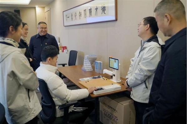 以AI为桥  问教于师：阿尔法蛋AI公益走进杭州两校  共探智慧教学新路径(图10)