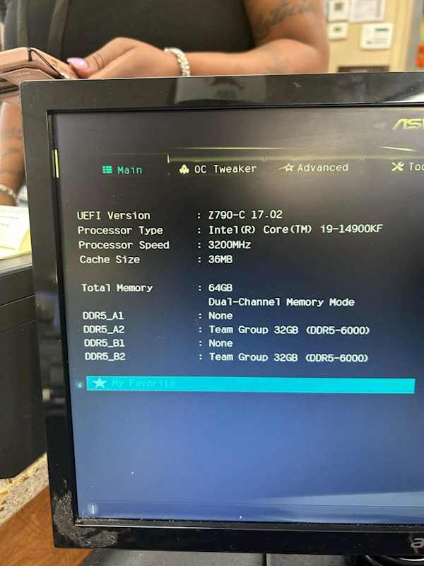 超级捡漏！14900KS+64GB高端主机4200元拿下 其实值2万(图2)
