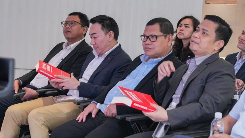 印尼经济统筹部副部长阿里率代表团参访海邦国际合作伙伴拓维律师事务所(图4) 印尼经济统筹部副部长阿里率代表团参访海邦国际合作伙伴拓维律师事务所(图4)