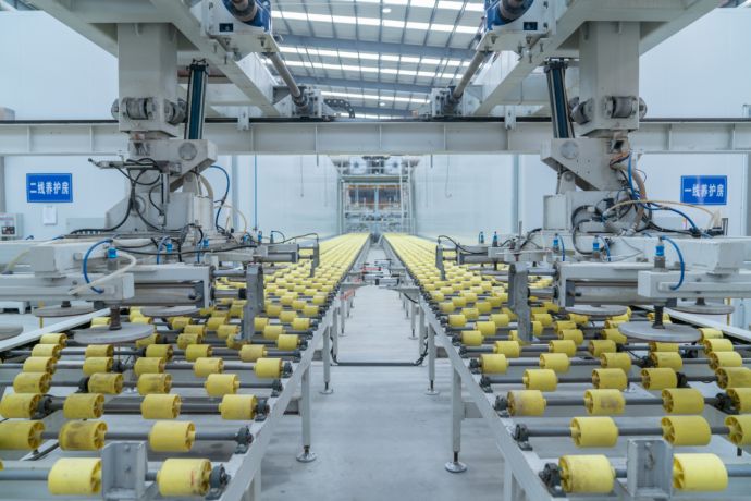 东鹏控股出席2025无锡绿色低碳产业招商对接会，共探城市可持续发展未来(图6)