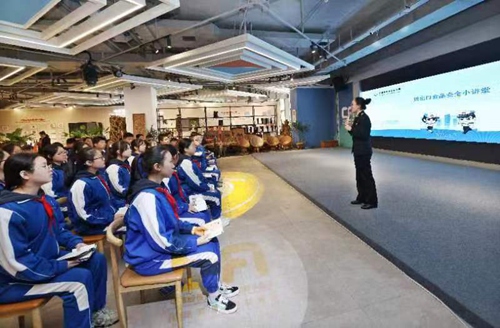 海关总署:前三季度进出口食品贸易总额同比增长9.5%(图2) 海关总署:前三季度进出口食品贸易总额同比增长9.5%(图2)